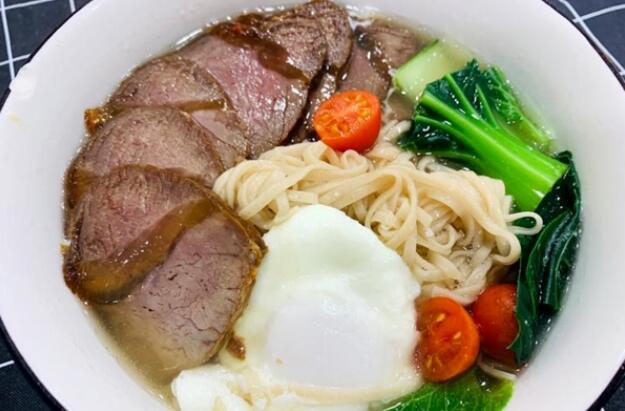 云集美食团